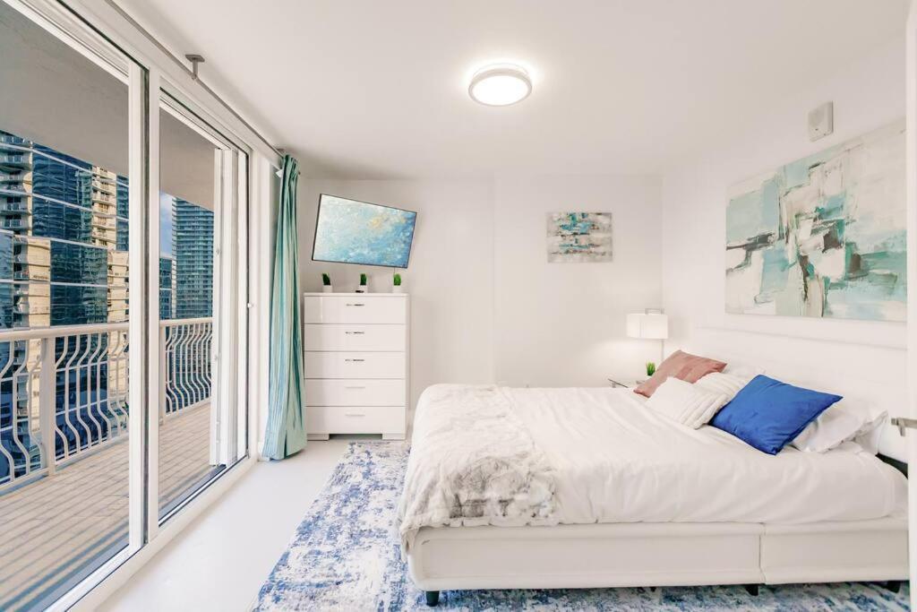 Upscale Brickell 3 Bedroom With Water Views And Free Parking Miami Dış mekan fotoğraf