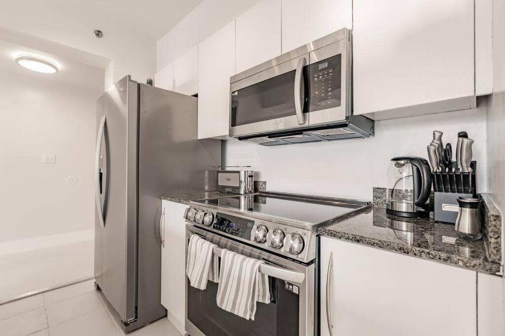 Upscale Brickell 3 Bedroom With Water Views And Free Parking Miami Dış mekan fotoğraf