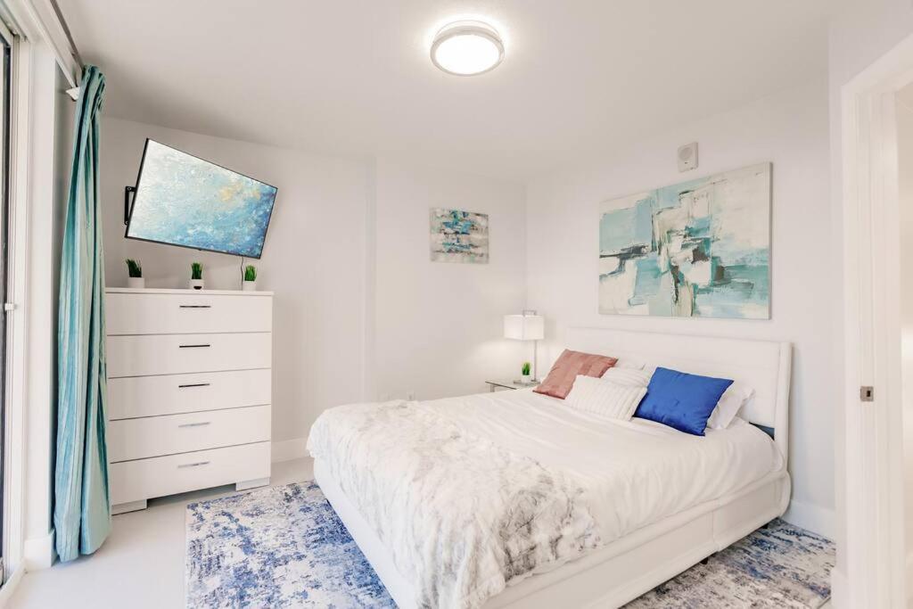 Upscale Brickell 3 Bedroom With Water Views And Free Parking Miami Dış mekan fotoğraf