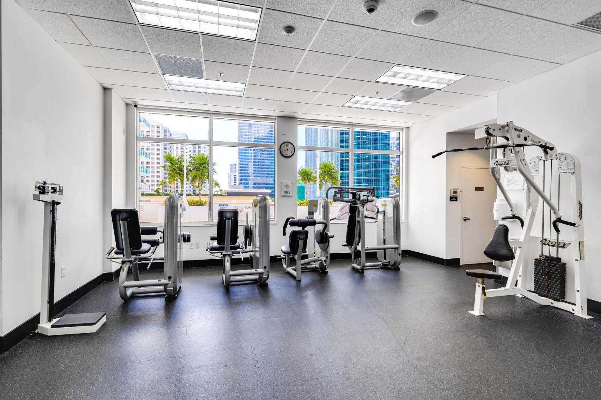 Upscale Brickell 3 Bedroom With Water Views And Free Parking Miami Dış mekan fotoğraf