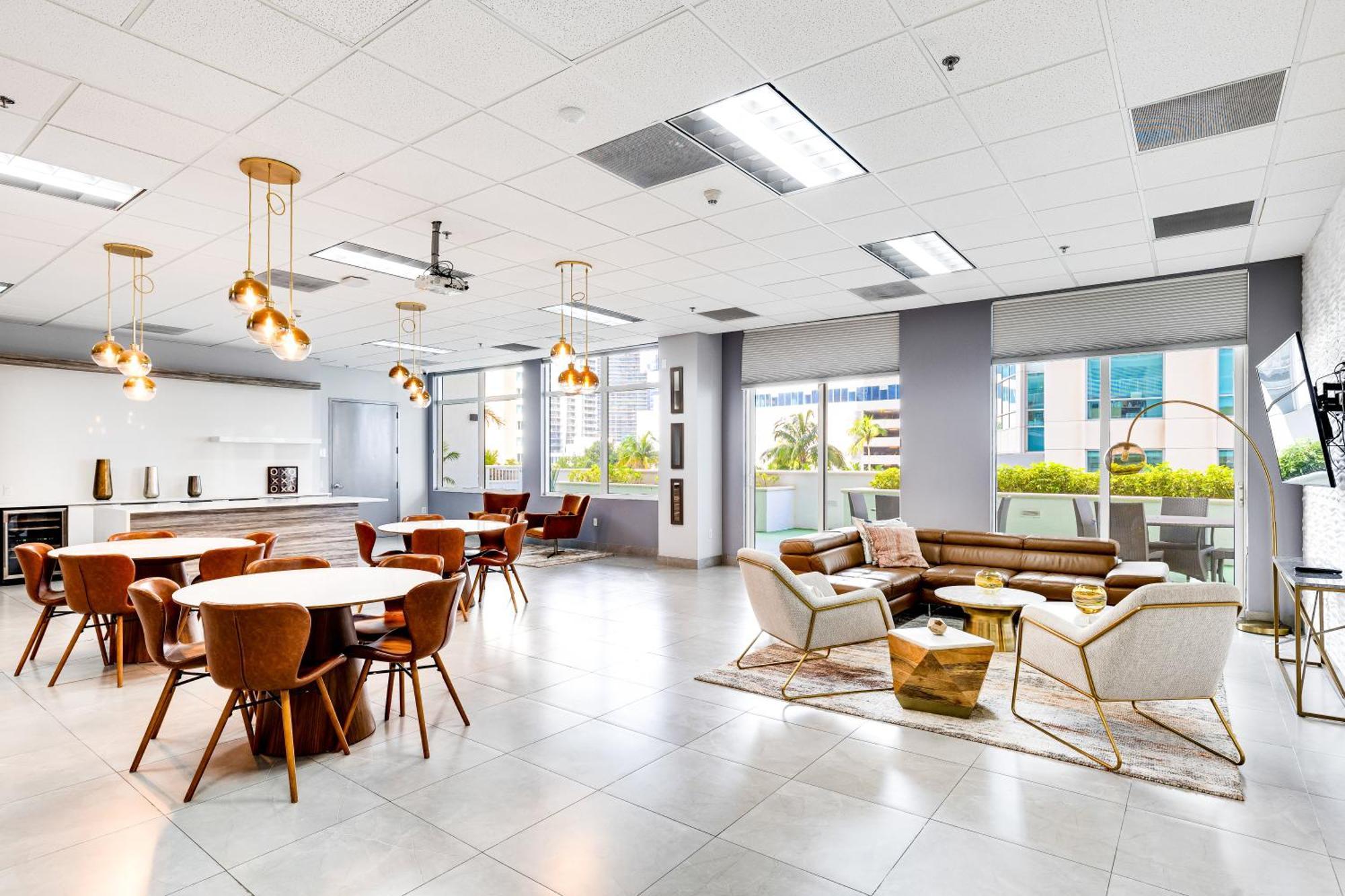 Upscale Brickell 3 Bedroom With Water Views And Free Parking Miami Dış mekan fotoğraf