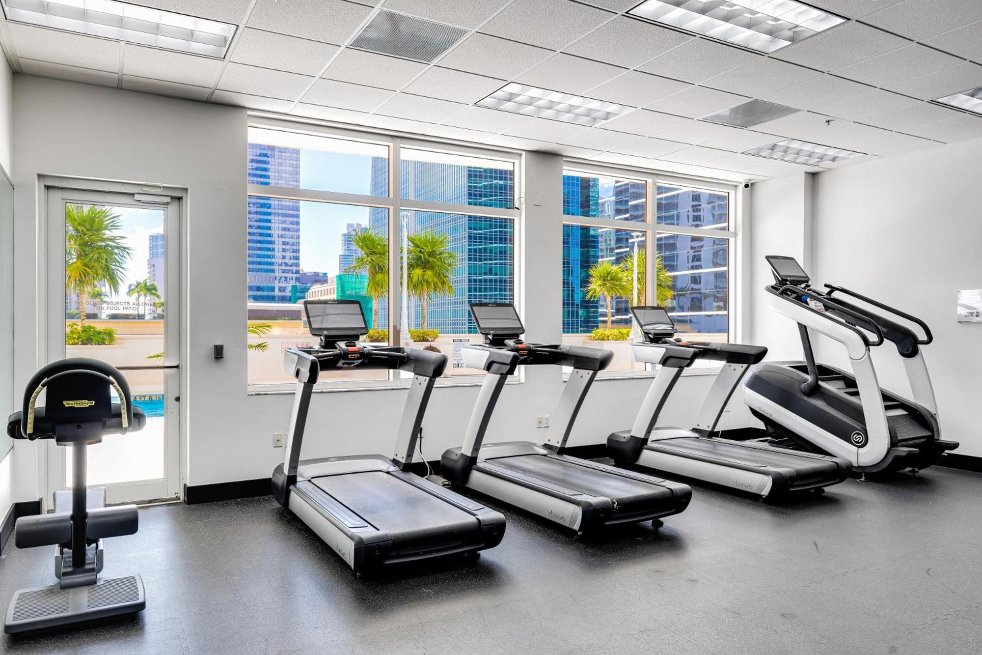 Upscale Brickell 3 Bedroom With Water Views And Free Parking Miami Dış mekan fotoğraf