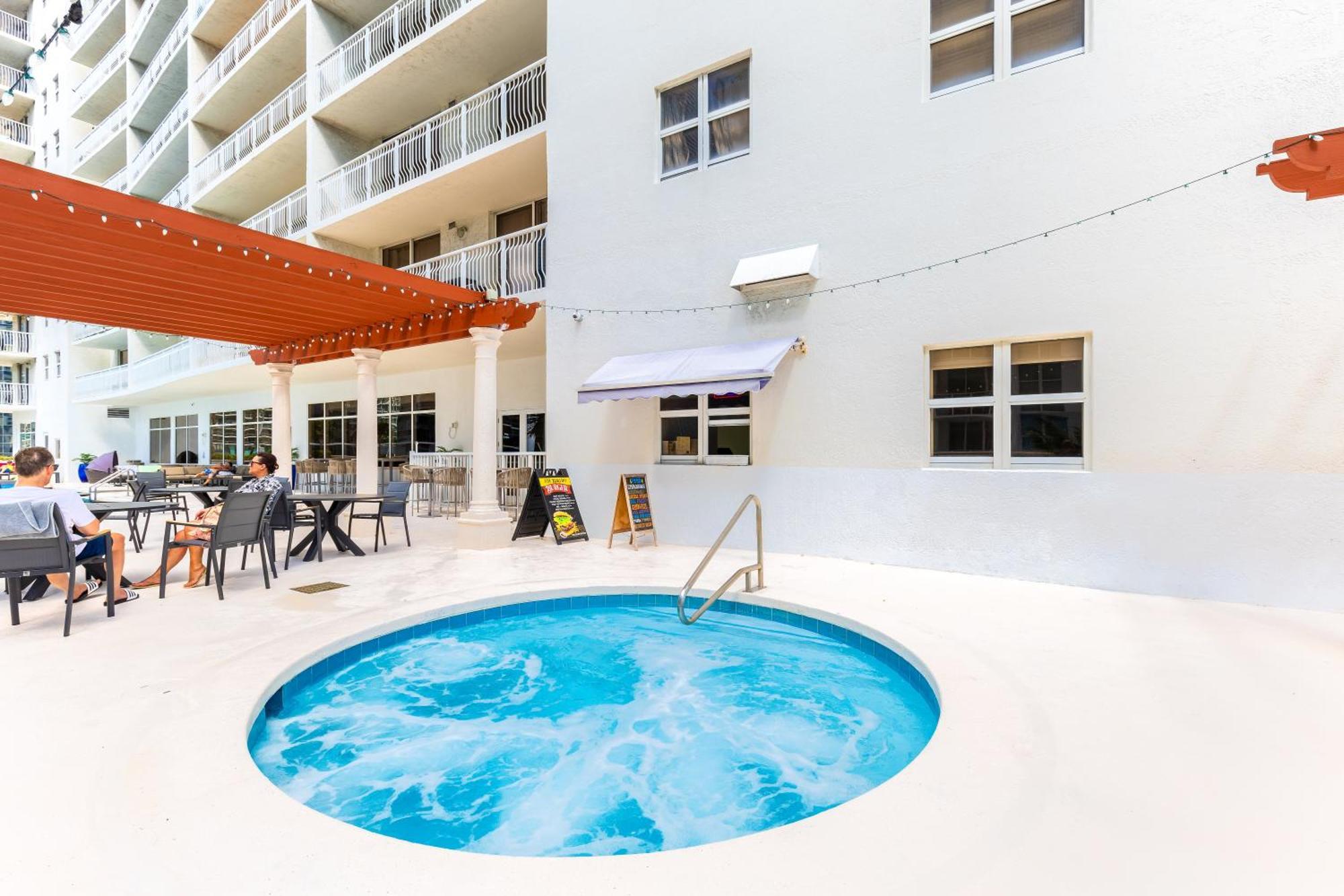 Upscale Brickell 3 Bedroom With Water Views And Free Parking Miami Dış mekan fotoğraf