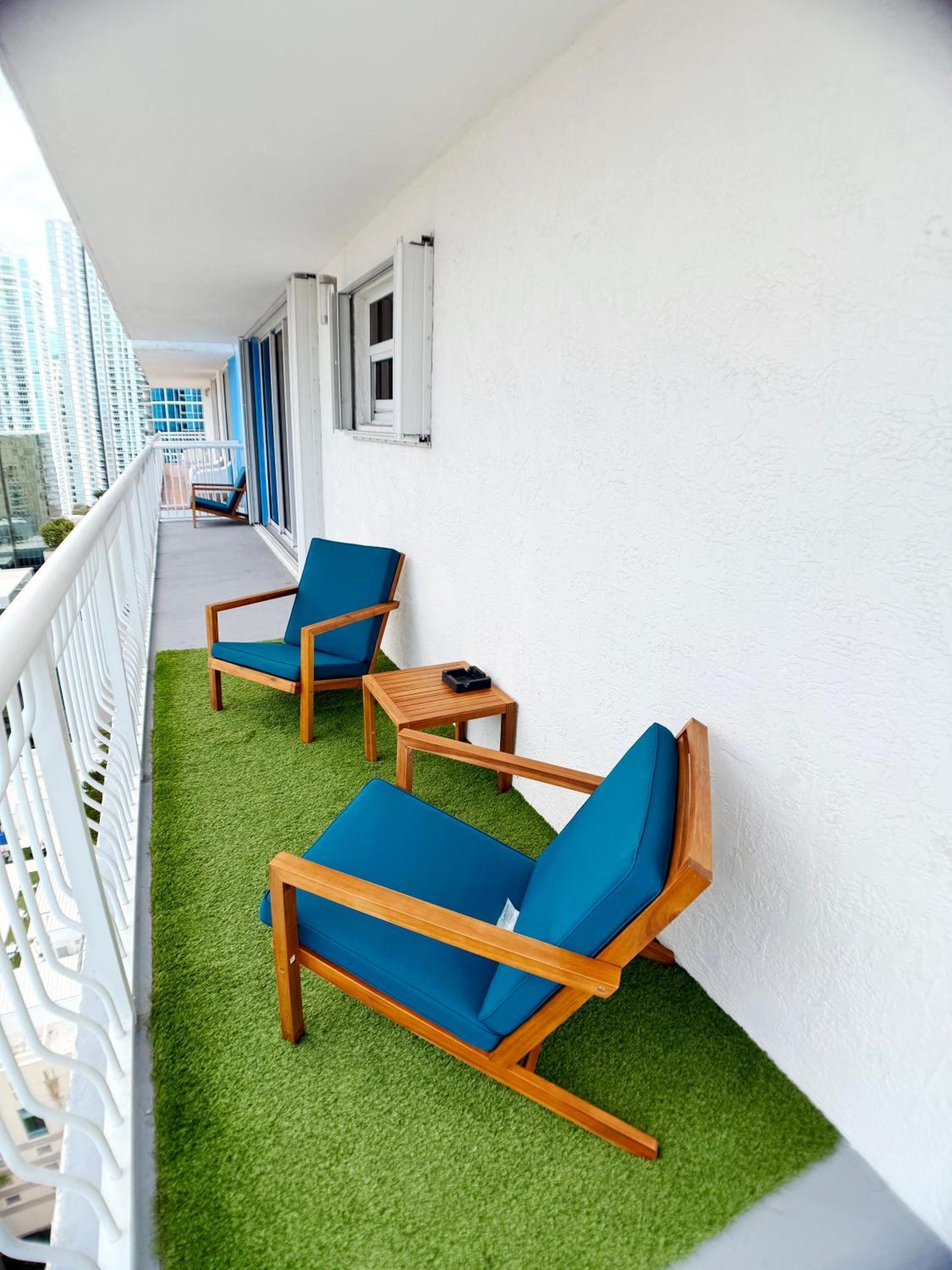 Upscale Brickell 3 Bedroom With Water Views And Free Parking Miami Dış mekan fotoğraf