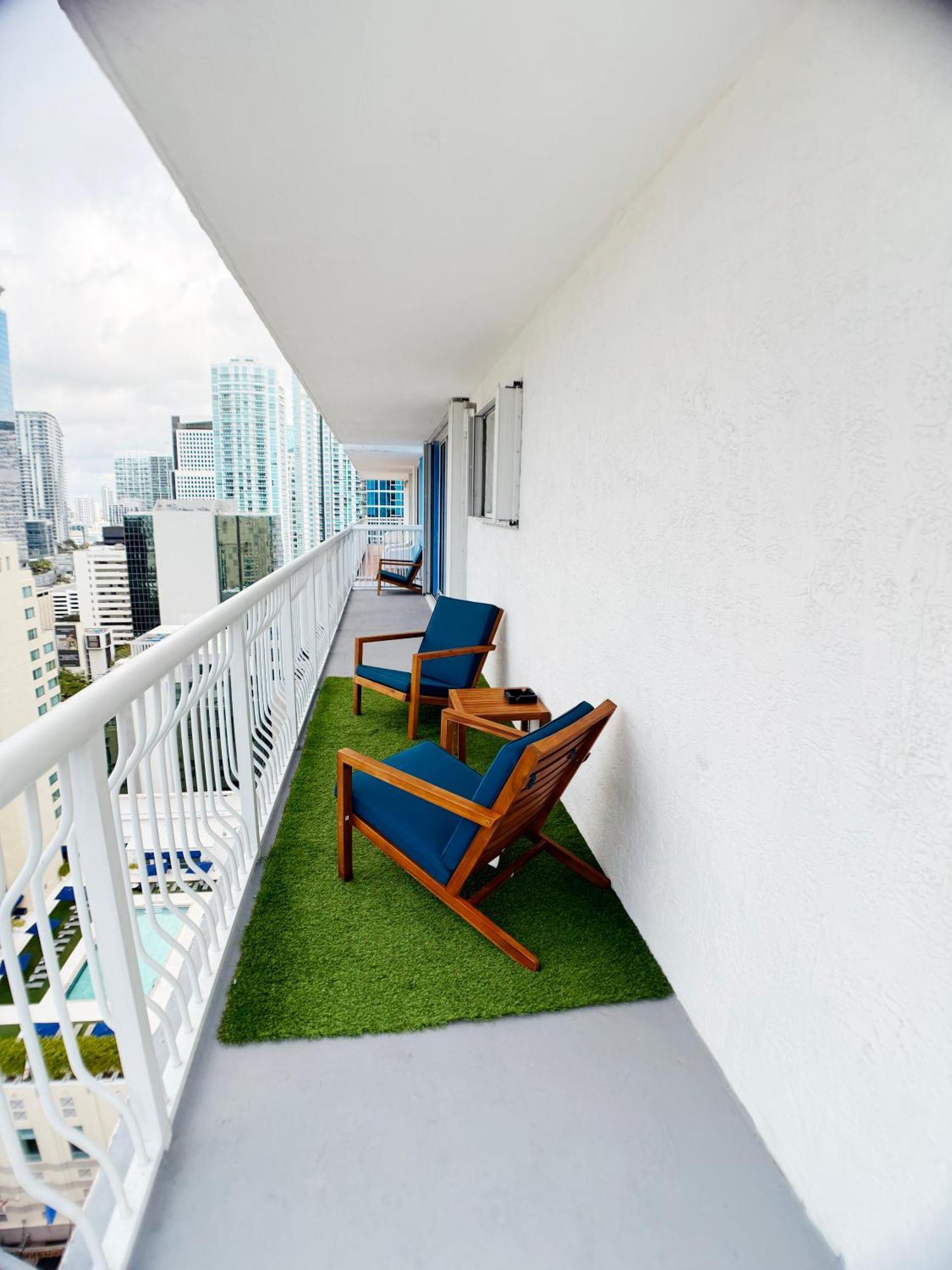 Upscale Brickell 3 Bedroom With Water Views And Free Parking Miami Dış mekan fotoğraf